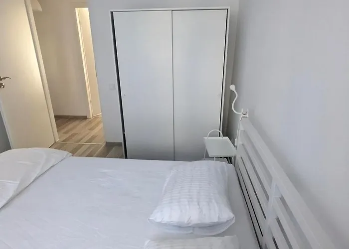 Cozy Afi Family And Friends Self Check-in *