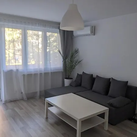Cozy Afi Family And Friends Self Check-in Apartment
