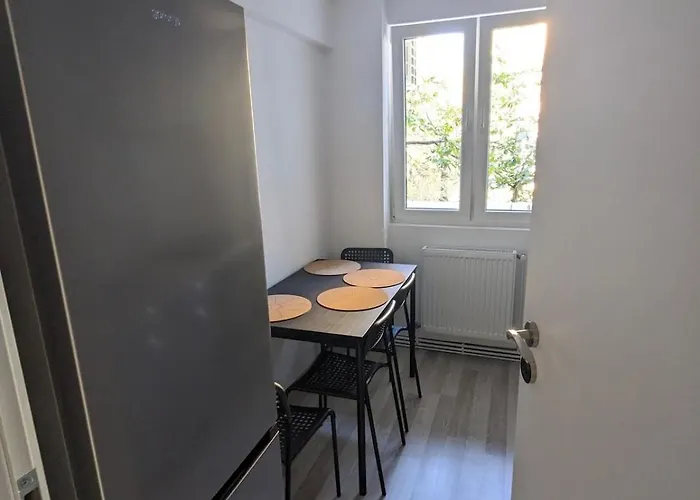 Apartment Cozy Afi Family And Friends Self Check-in *